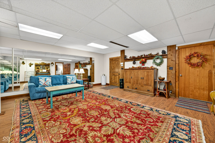 Listing Image 61