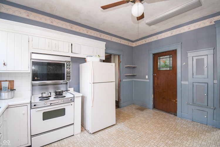 Listing Image 18
