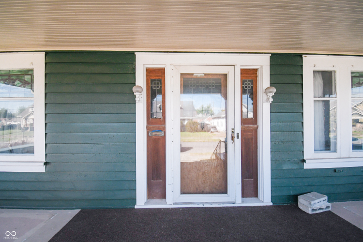 Listing Image 8