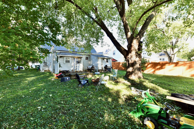Listing Image 7