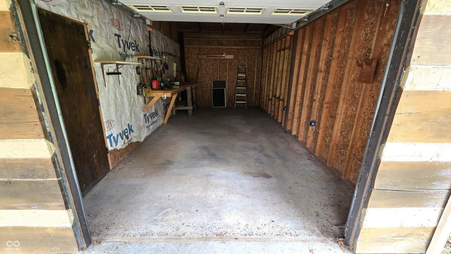 Listing Image 73