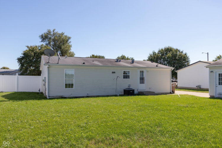 Listing Image 23