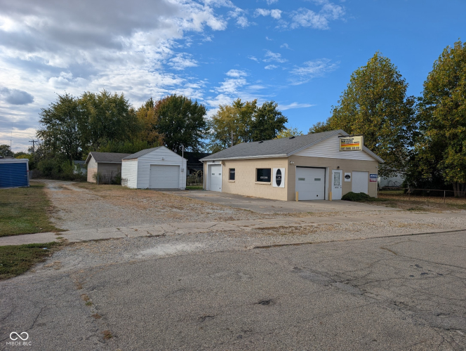 Listing Image 2