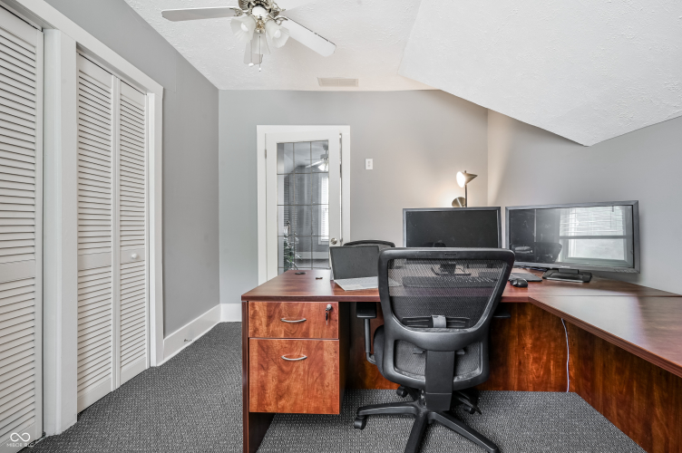 Listing Image 20