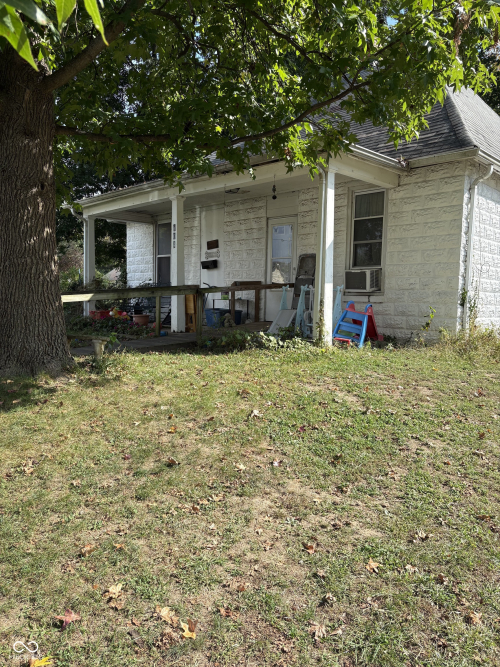 Listing Image 3