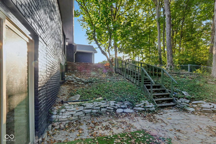 Listing Image 46