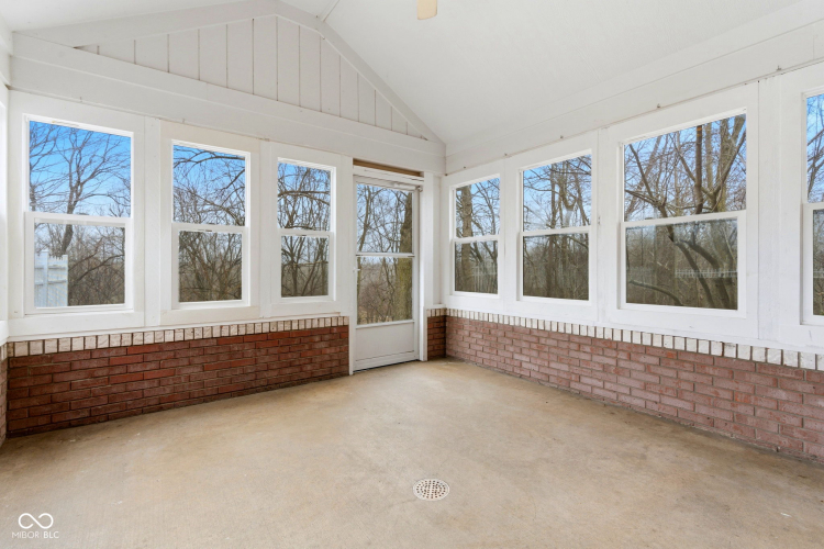 Listing Image 39