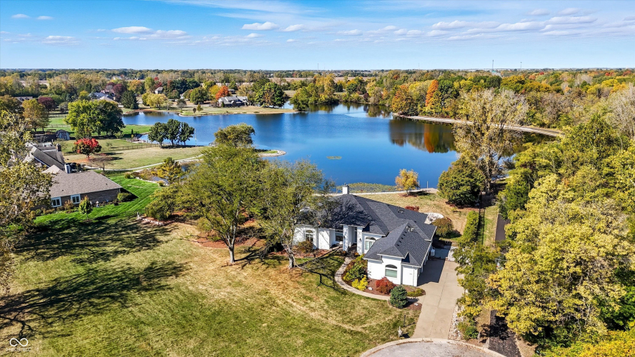 8636 Fawn Lake Circle Indianapolis IN 46278 (House For Sale) | MLS 22068399