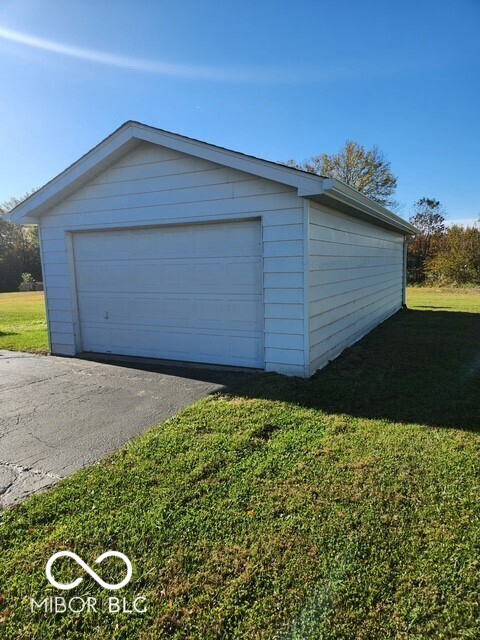 Listing Image 46