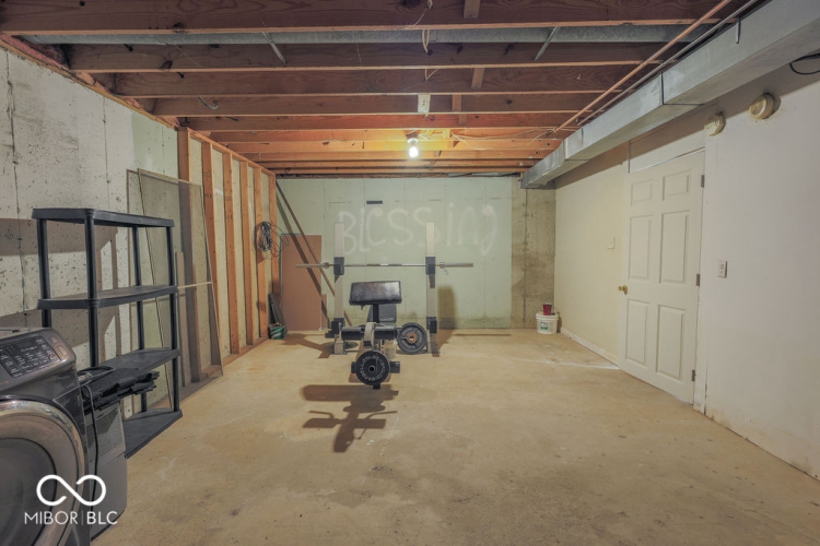 Listing Image 45