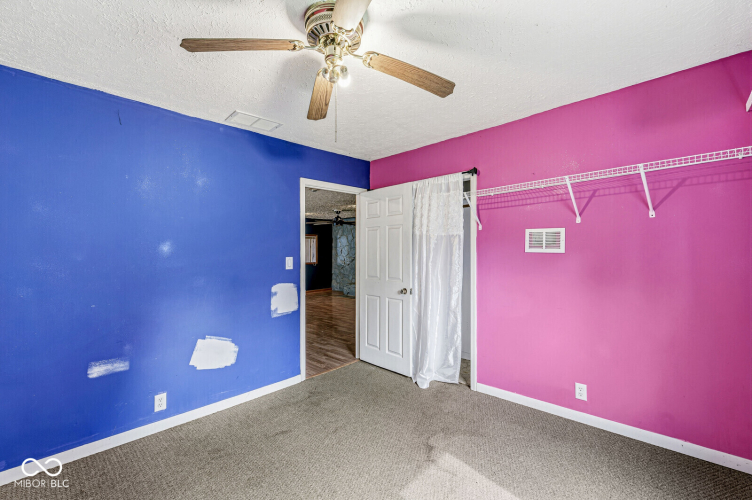Listing Image 24