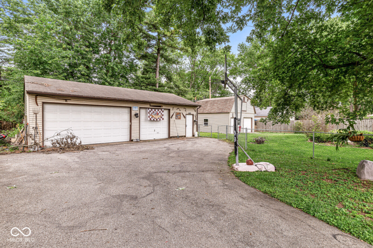 Listing Image 32