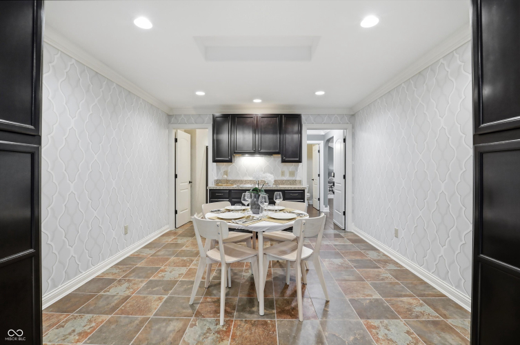 Listing Image 118
