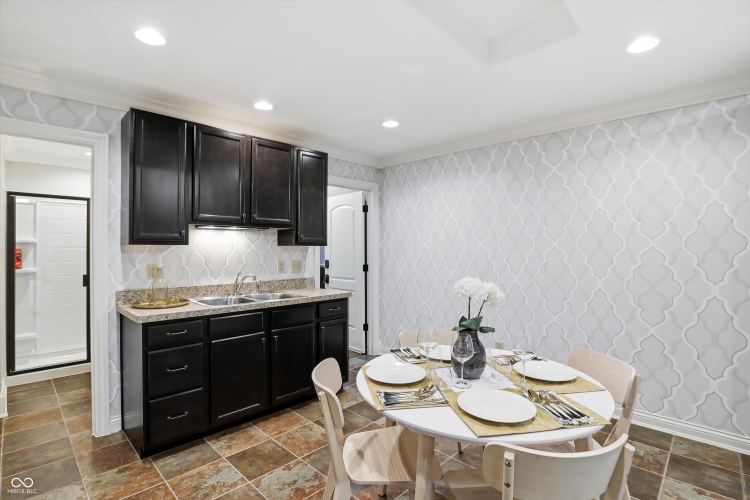 Listing Image 120