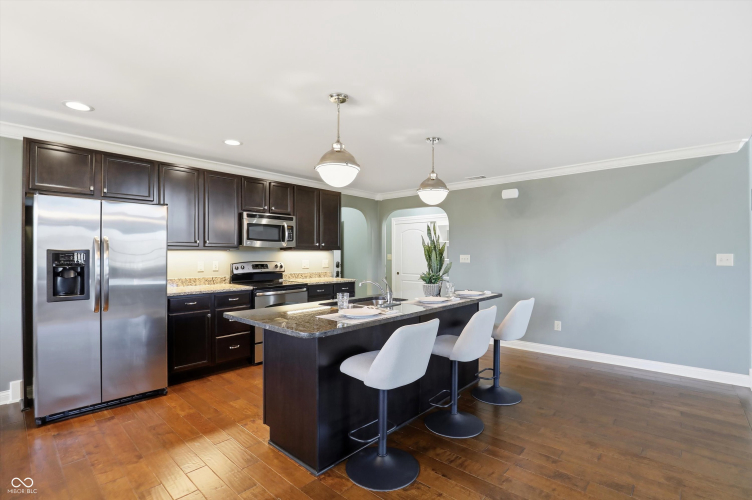 Listing Image 126