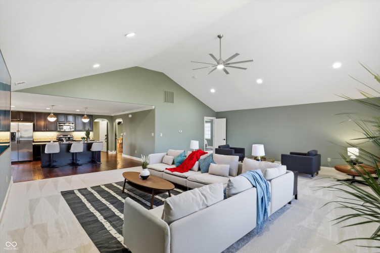 Listing Image 133