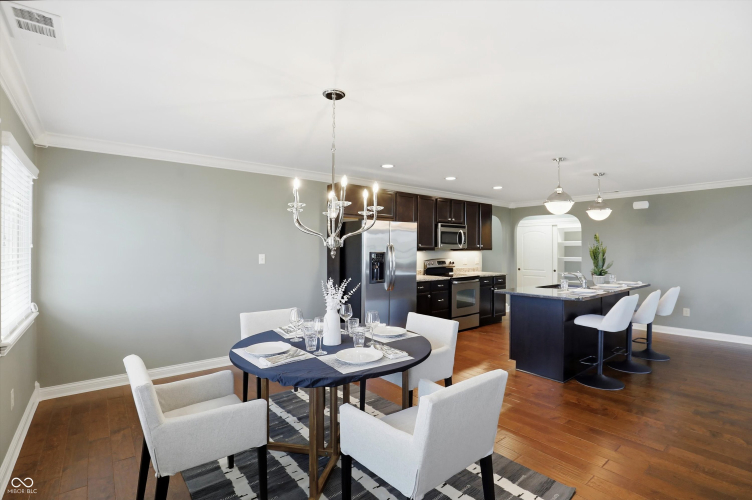 Listing Image 135
