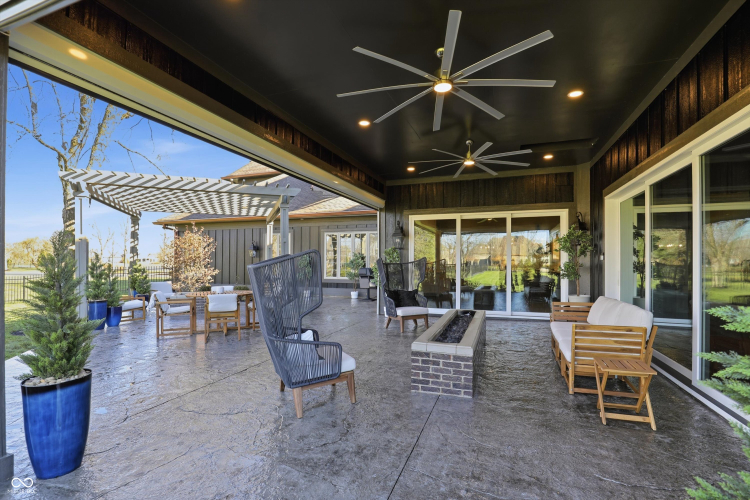 Listing Image 143