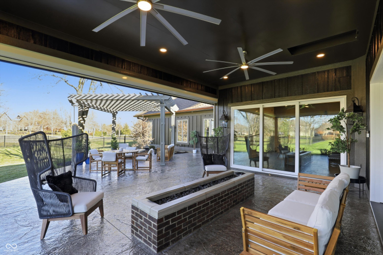 Listing Image 144