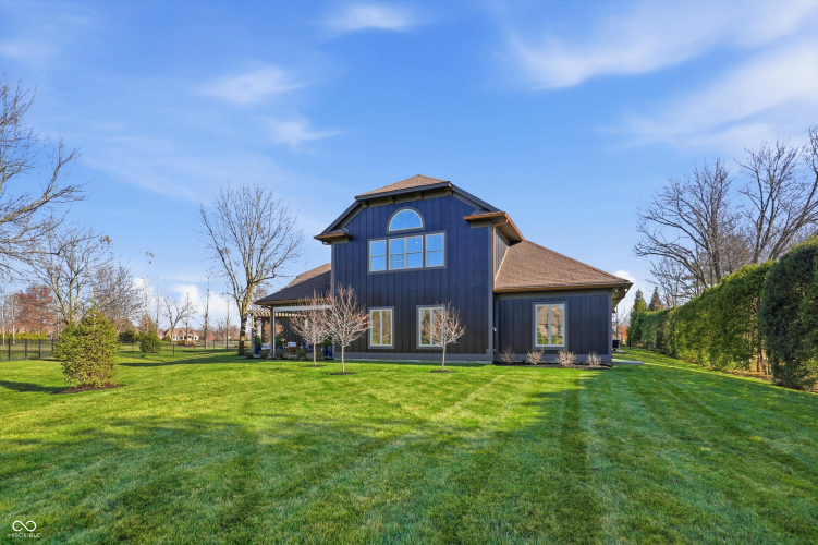 Listing Image 157