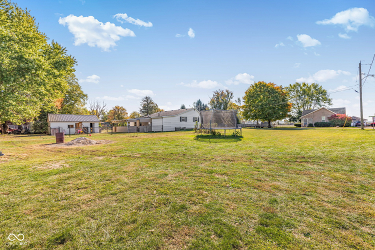 Listing Image 38