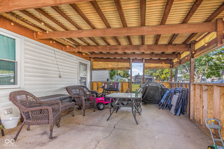 Listing Image 43