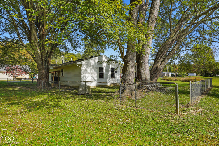Listing Image 29