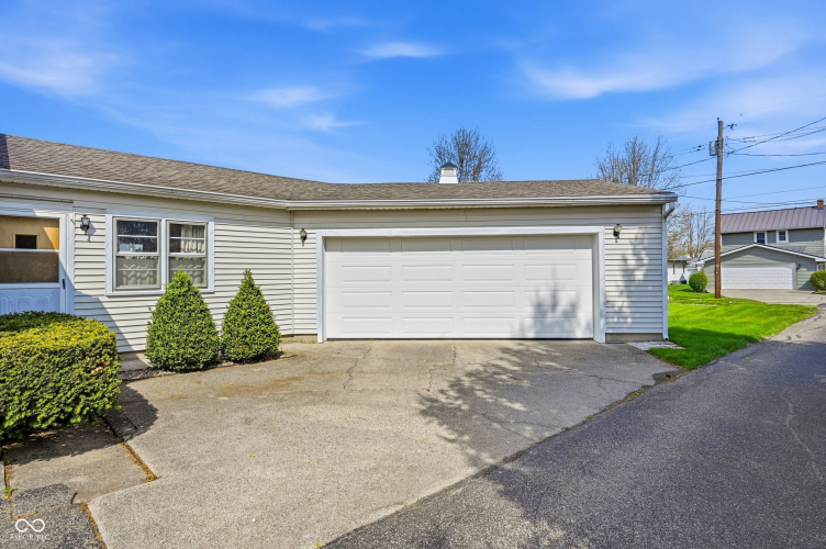 Listing Image 29