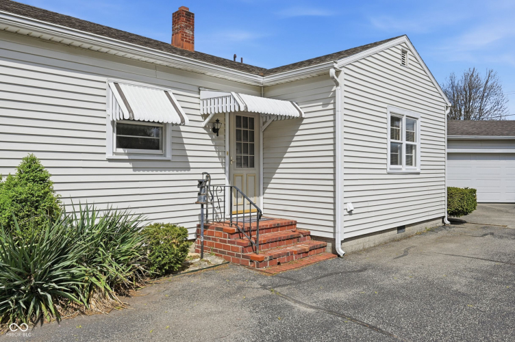 Listing Image 30
