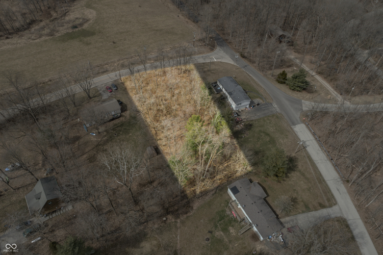 Listing Image 11