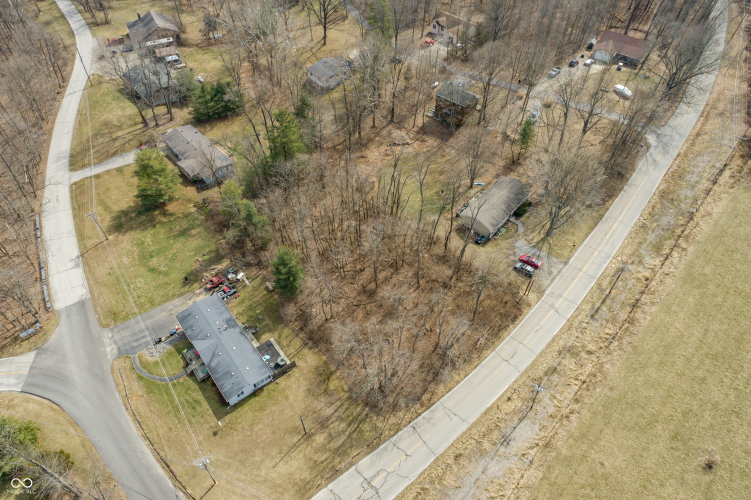 Listing Image 5