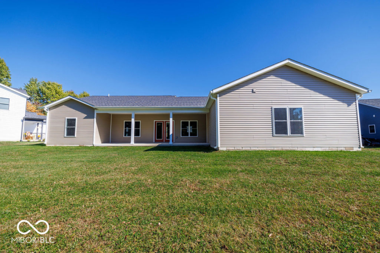 Listing Image 5