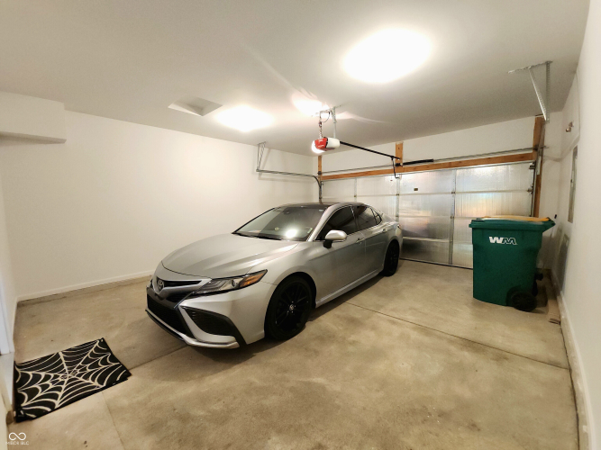 Listing Image 41