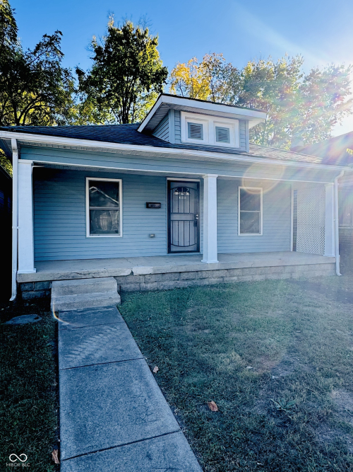 Listing Image 5