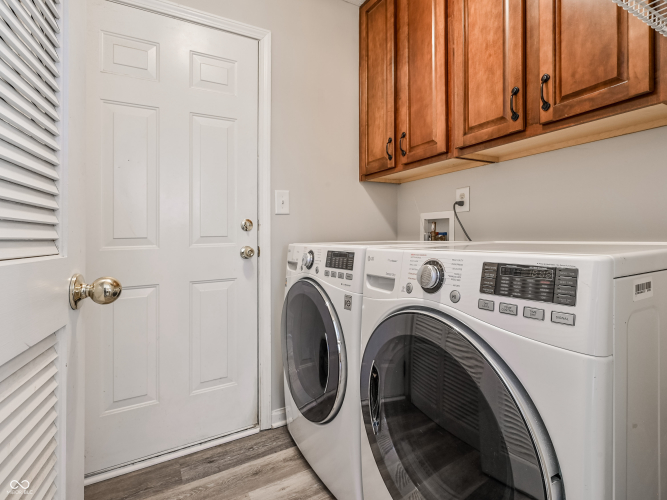 Listing Image 18