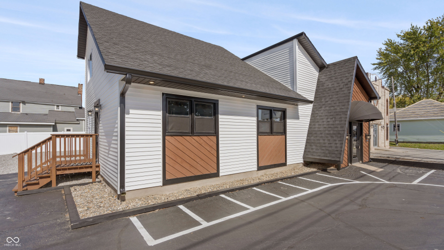 Listing Image 14