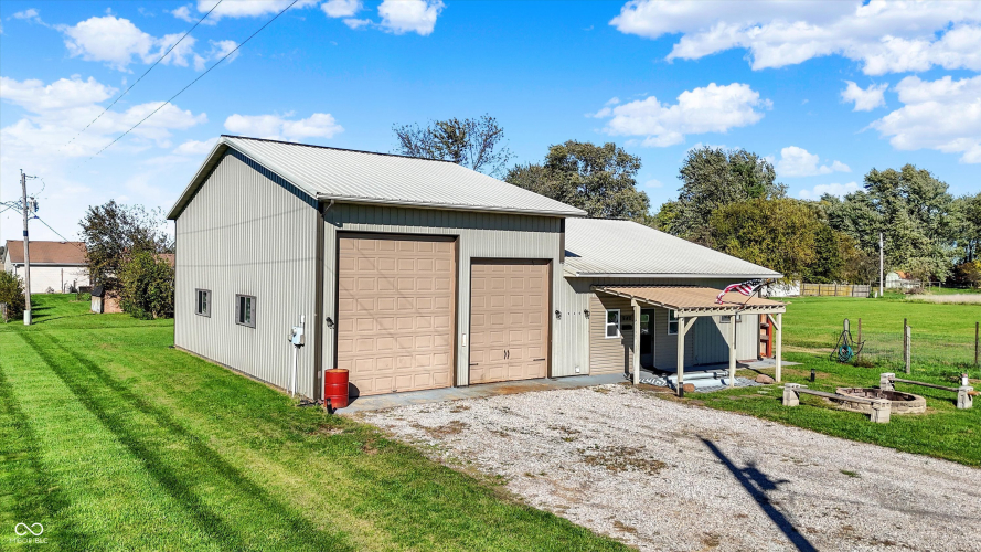 Listing Image 48