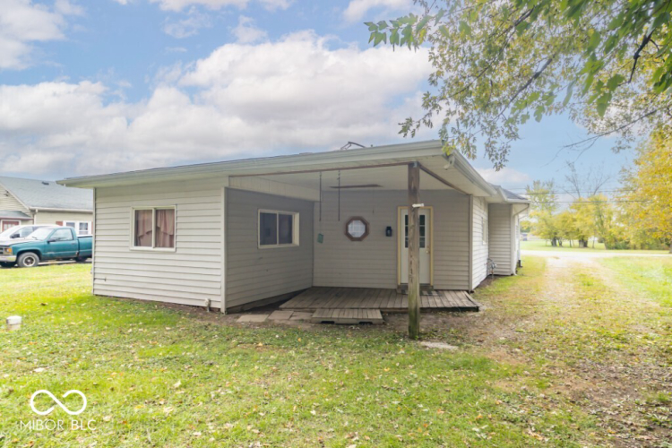 Listing Image 32