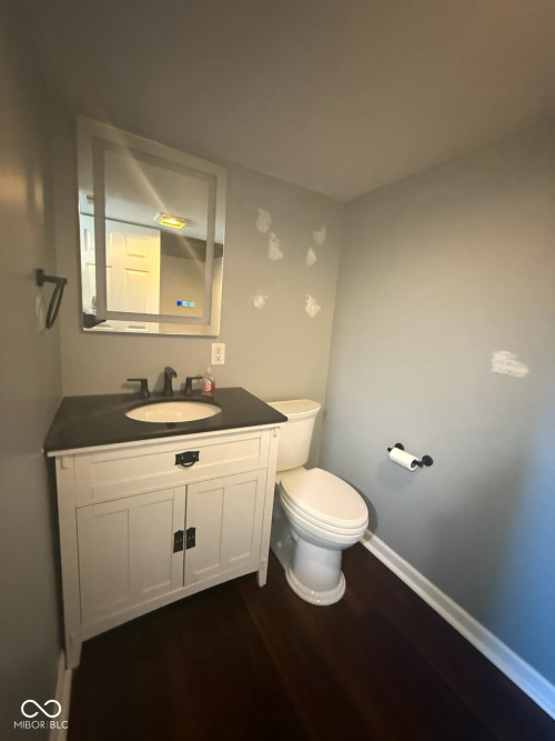 Listing Image 11