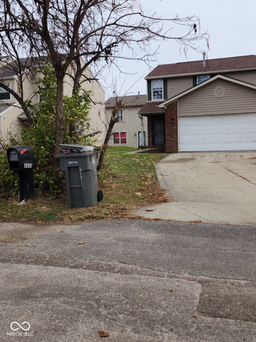 Listing Image 3