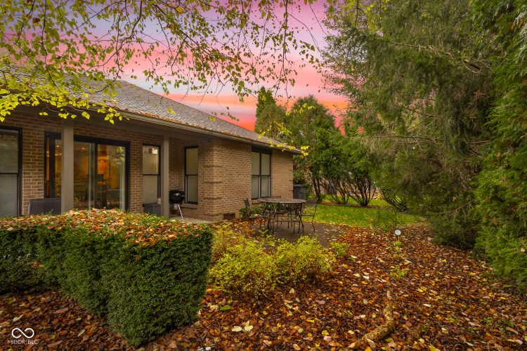 Listing Image 56