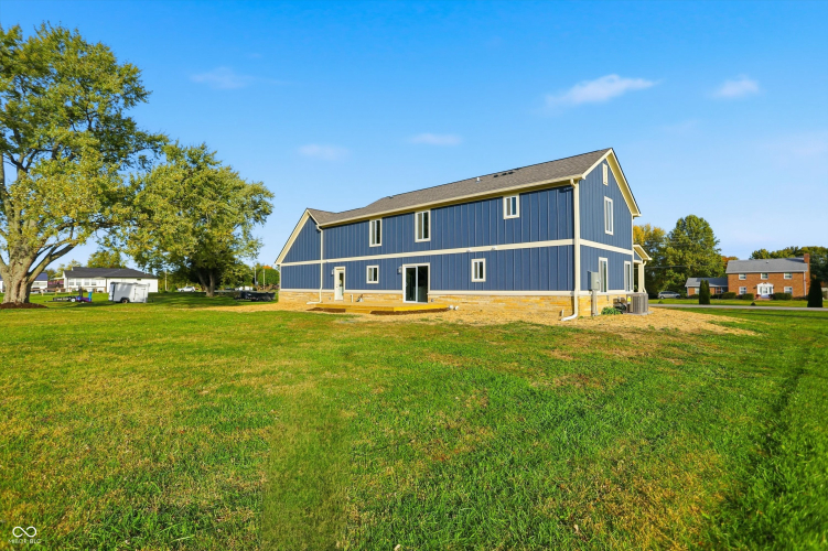 Listing Image 44