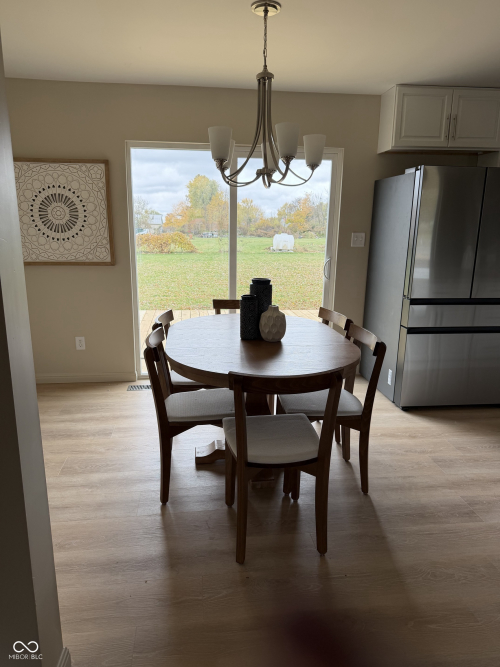 Listing Image 54