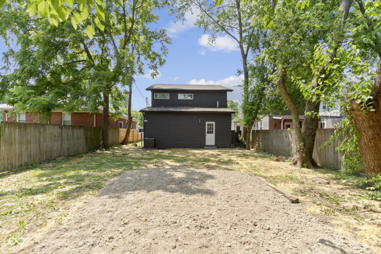 Listing Image 37