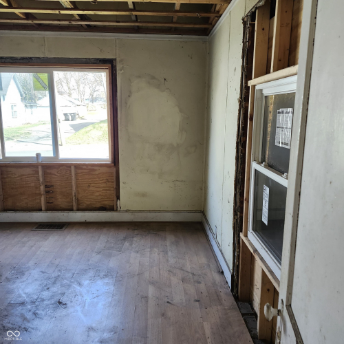 Listing Image 27