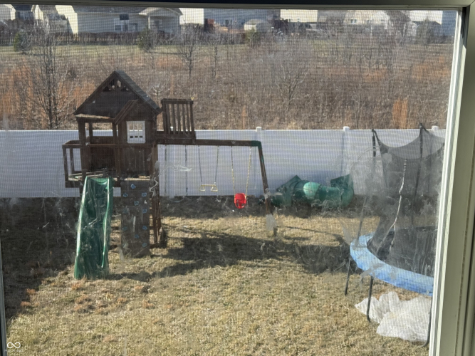 Listing Image 64
