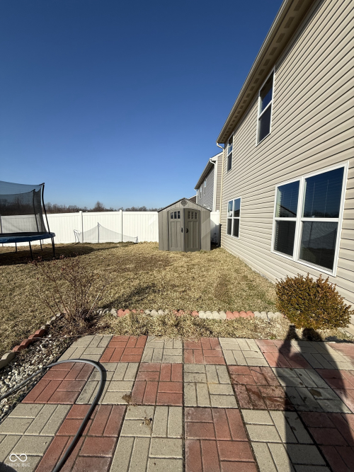 Listing Image 73