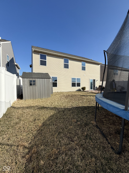 Listing Image 74