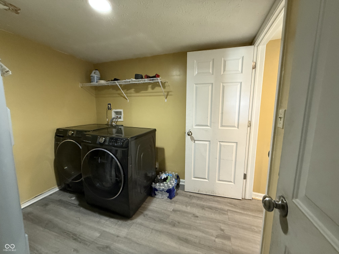 Listing Image 76