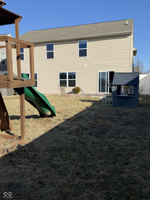 Listing Image 79